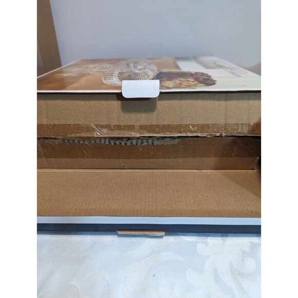 Crystal Clear Faceted Crystal 2 in 1 Pedestal Cake Plate/Vegetable Chip and Dip - Picture 7 of 7